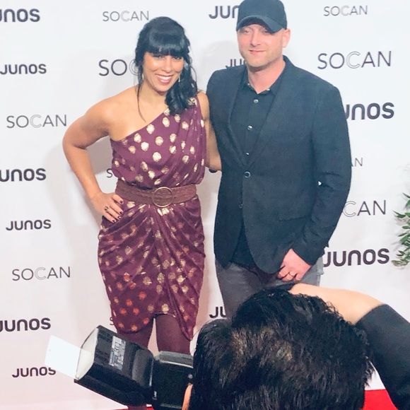 Extra special cocktail dress by Adrianna Papell - size 6 - Picture 4 of 4